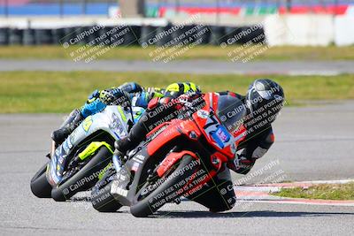 media/Mar-19-2022-Fastrack Riders (Sat) [[4e7522d738]]/Level 5 Race/Turn 6/